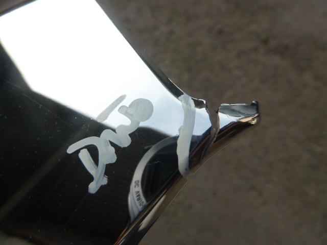 Moldura bisel mazda cx30 2020 2024 de mascara copiloto daños - Imagen 6