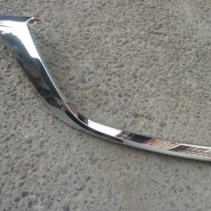 Moldura bisel mazda bt50 2018 2020 de mascara copiloto daños
