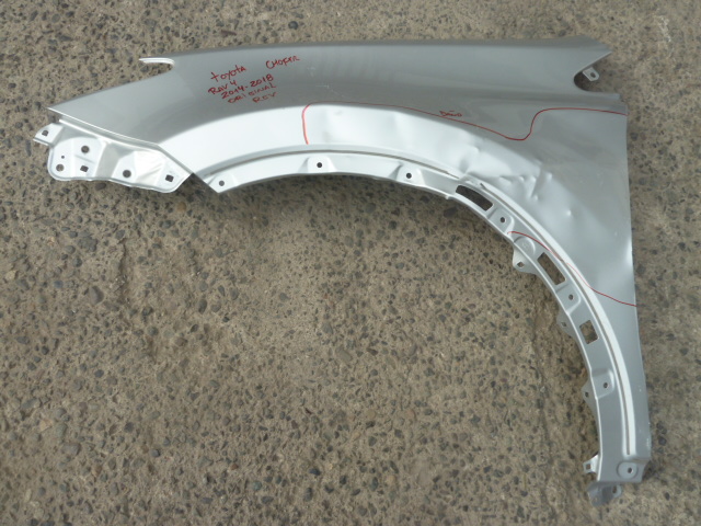 Tapabarro toyota rav4 2014 2015 2016 2017 2018 chofer daños