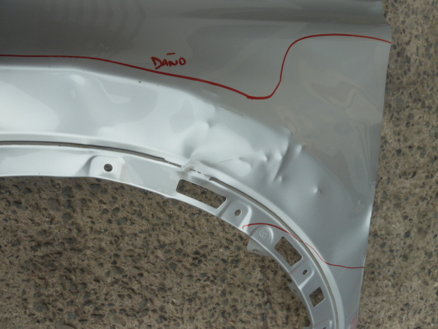 Tapabarro toyota rav4 2014 2015 2016 2017 2018 chofer daños - Imagen 4