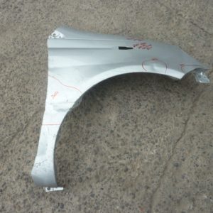 Tapabarro toyota yaris sport 2000 2005 copiloto daños
