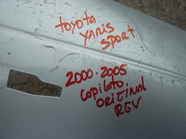 Tapabarro toyota yaris sport 2000 2005 copiloto daños - Imagen 4
