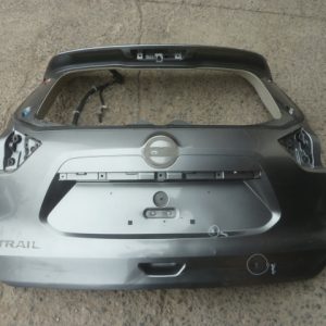 Portalón nissan xtrail t32 2015 2016 2017 2021 2022 con daños