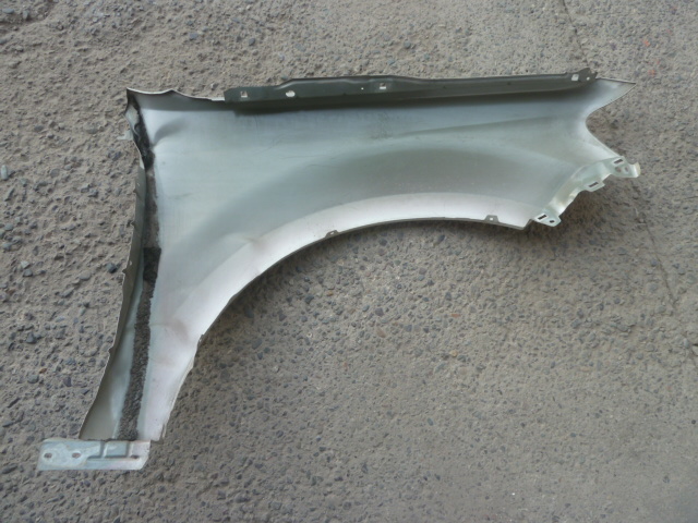 Tapabarro ford escape 2008 2009 2010 2011 chofer daños - Imagen 6