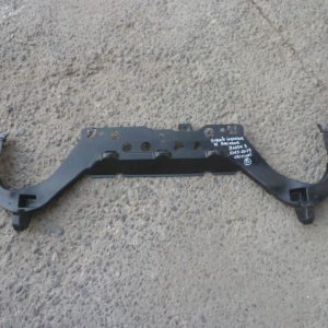 Soporte mazda 3 2015 2016 2017 2018 2019 inferior de radiador