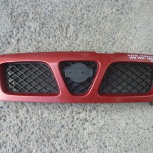 Mascara nissan terrano r20 1995 1996 1997  daños
