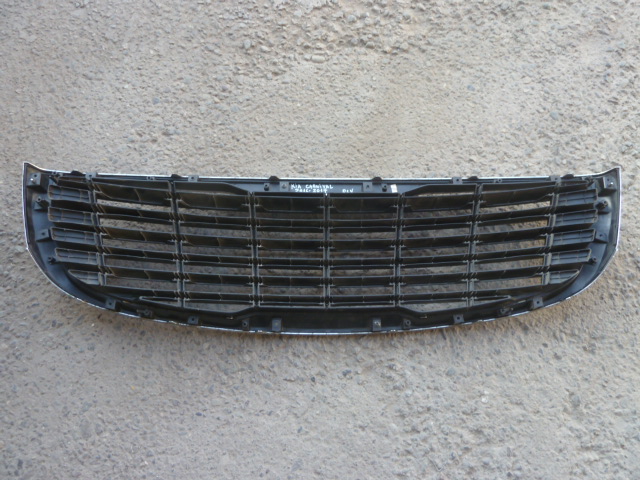 Mascara kia carnival 2016 2017 kia carnival 2016 2017 daños - Imagen 3