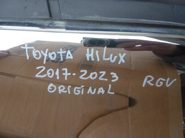 Parachoque toyota hilux 2017 2019 2021 2023 trasero daños - Imagen 3