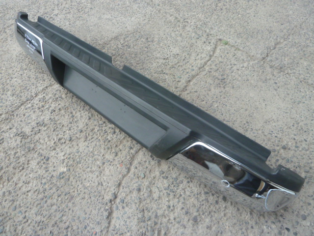 Parachoque nissan np300 2016 2018 2020 trasero daños - Imagen 9