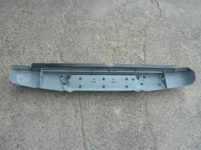 Parachoque nissan np300 2016 2018 2020 trasero daños - Imagen 5