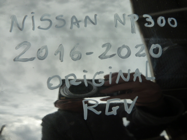 Parachoque nissan np300 2016 2018 2020 trasero daños - Imagen 8