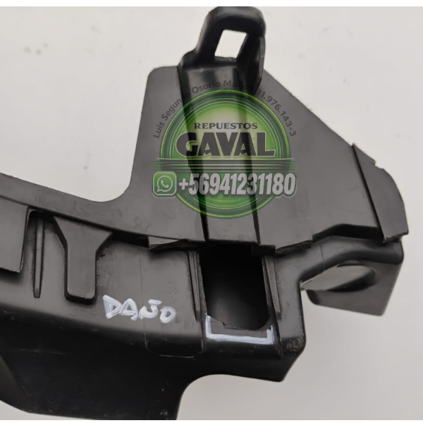 Soporte mensula peugeot 301 bajo foco trasero chofer daños - Imagen 3