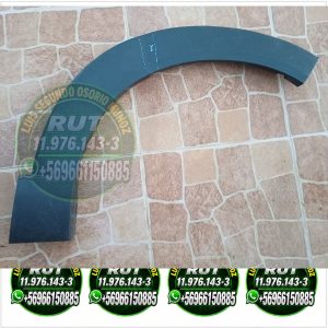 Moldura paso rueda cx30 2019 2023 del copiloto daños RgvO